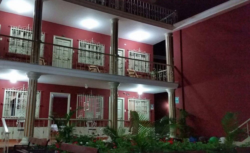 Hotel Colonial Trujillo Exteriér fotografie