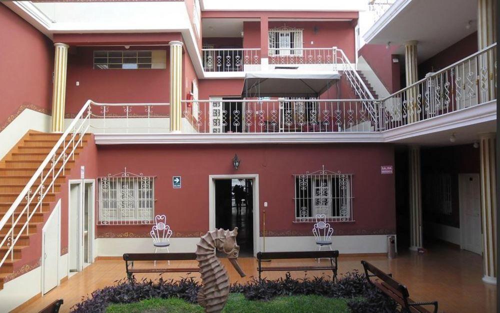 Hotel Colonial Trujillo Exteriér fotografie