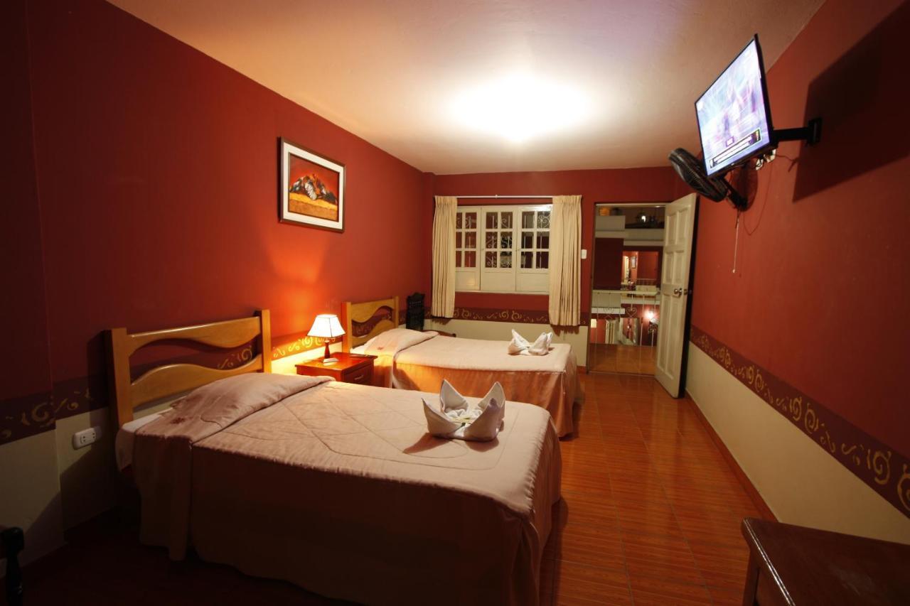 Hotel Colonial Trujillo Exteriér fotografie