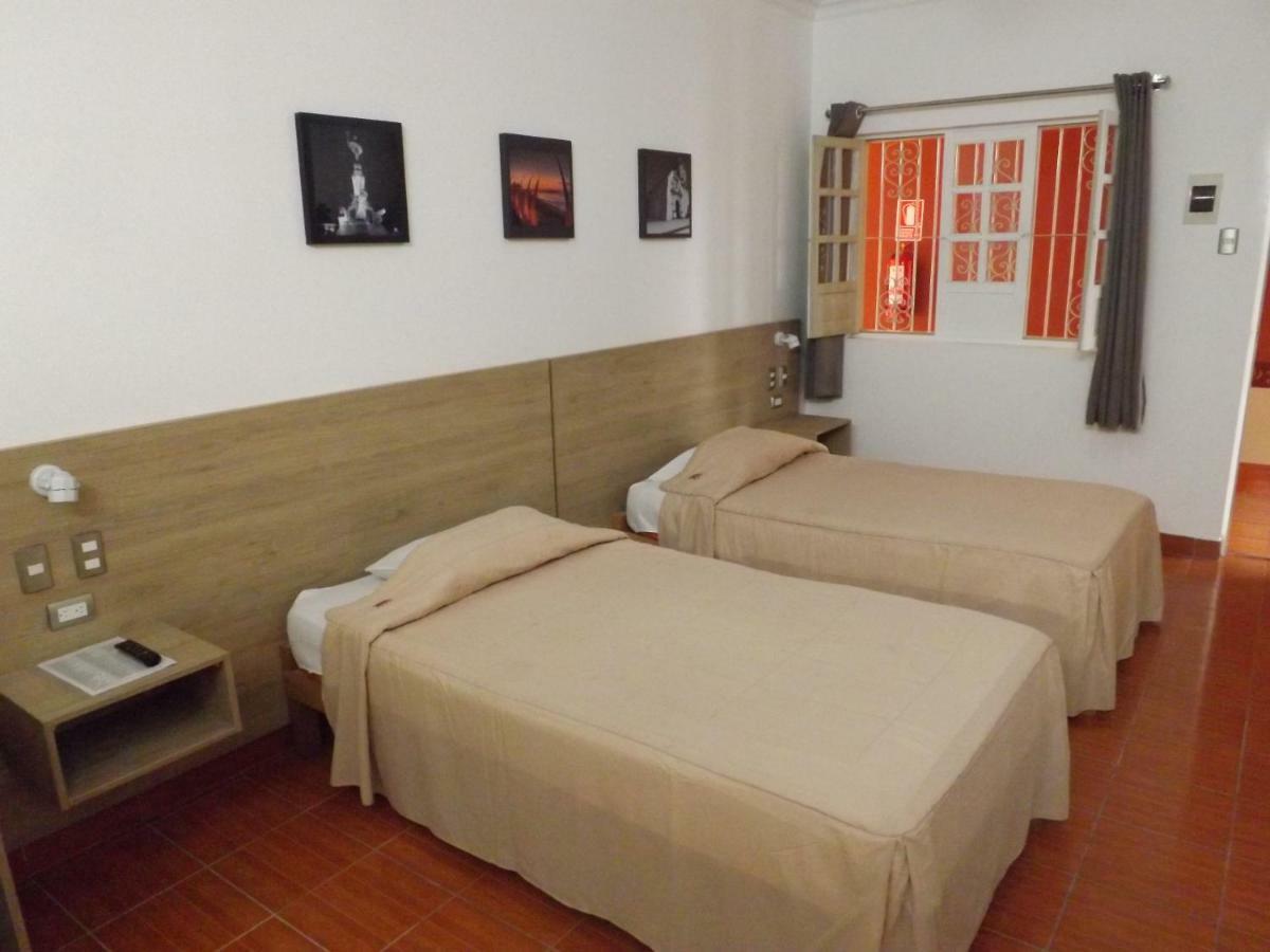Hotel Colonial Trujillo Exteriér fotografie